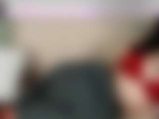 itschloelaurent's Live Sex Cam Show