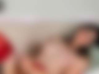 Live cam show with itschloelaurent - Lean on madthumbs