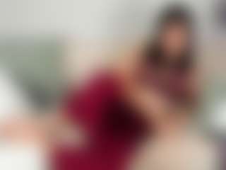 itschloelaurent's Live Sex Cam Show