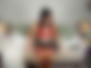 itschloelaurent's Live Sex Cam Show