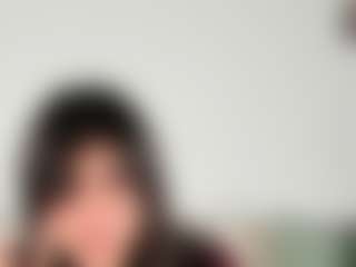 itschloelaurent's Live Sex Cam Show