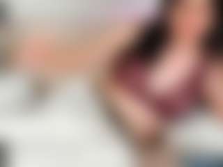 itschloelaurent's Live Sex Cam Show