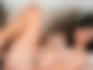 itschloelaurent's Live Sex Cam Show