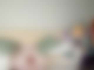 Live cam show with itschloelaurent - Brown Eyes on Camsoda