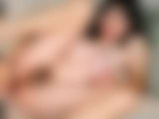 itschloelaurent's Live Sex Cam Show