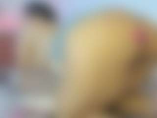 kitten-danna's Live Sex Cam Show