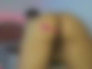kitten-danna's Live Sex Cam Show