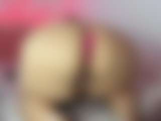 Live cam show with kitten-danna - Tittyfuck on live.xheat.ai