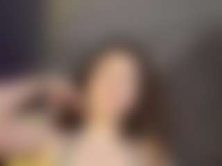 Live cam show with LilliamBeen - Smoking on camwithhim.com