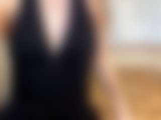Live cam show with LilliamBeen - Smoking on Milfs Live
