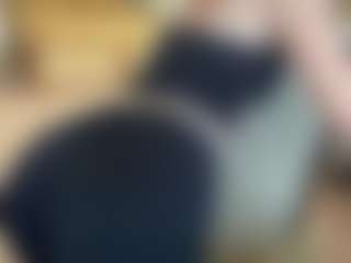 Live cam show with LilliamBeen - Petite MILF on sexytreat.net
