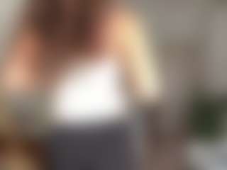 Live cam show with LilliamBeen - Middle Aged on fapnchat