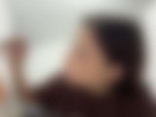 Live cam show with MargueriteSeewald - Smoking on CamClone