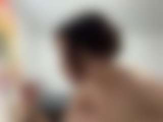 Live cam show with MargueriteSeewald - Average on AdultVida.com