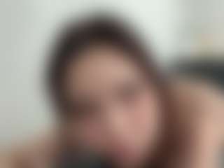 Live cam show with MargueriteSeewald - Striptease Asian on Hubzter Live