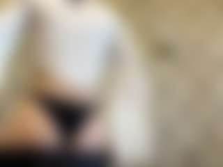 Live cam show with NakitaGesmondi - Sexy on Soda Cam