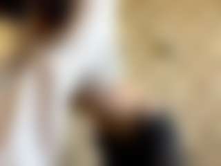 Live cam show with NakitaGesmondi - Ass Bouncing on fuklive.com