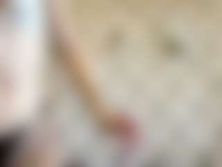 Live cam show with NakitaGesmondi - Pornstar Young Adult on Cam Slut