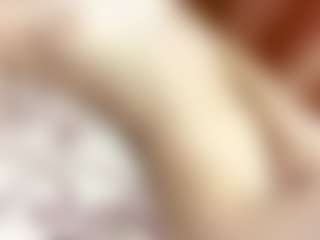 Live cam show with NakitaGesmondi - New Bedroom on CamClone