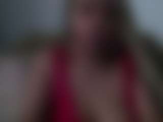 Live cam show with PopstarBarbie - Mature on liverealitysex.com