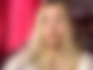 Live cam show with Alice - Normal on Camsoda