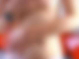 Live cam show with BreeCarse - Body Massage on slutload