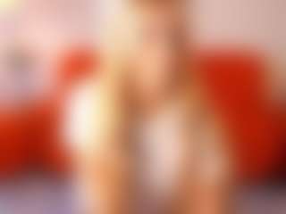 Live cam show with BreeCarse - Blue Eyes on Camsoda