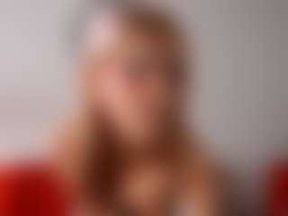 Live cam show with BreeCarse - Blue Eyes on CamwithHer
