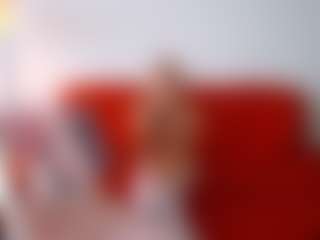 Live cam show with BreeCarse - Blue Eyes on Gym Cam Girls