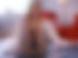 Live cam show with BreeCarse - Blue Eyes on Camsoda