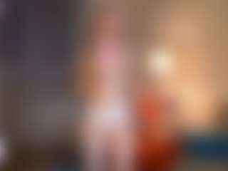 Live cam show with BreeCarse - Blue Eyes on AdultVida.com