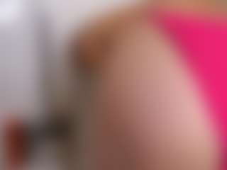 Live cam show with BreeCarse - Blonde Hair on googirlz