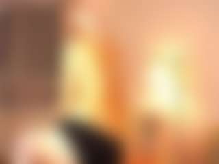 Live cam show with BreeCarse - Nympho on Big Tits