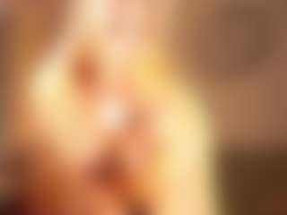 Live cam show with BreeCarse - Dildo Or Vibrator on Camsoda