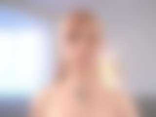 Live cam show with BreeCarse - Young Adult on Camsoda