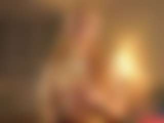 Live cam show with BreeCarse - Hairy Pussy Toys on Camsoda