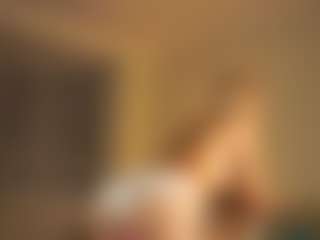 Live-Cam-Show mit BreeCarse - Big Tits auf Camsoda