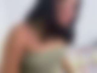 Live cam show with Nailah Foxxie - New Brown Eyes on milfzrlive.com