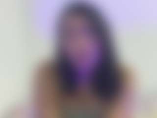 Live cam show with Nailah Foxxie - Smoking on Camsoda