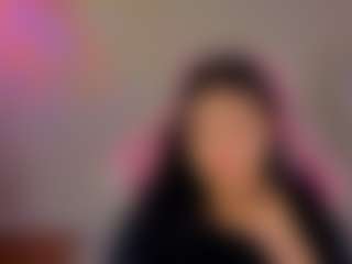Live cam show with Emily-Carterii - Shaved Pussy on AdultVida.com