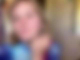 IdaOrban's Live Sex Cam Show