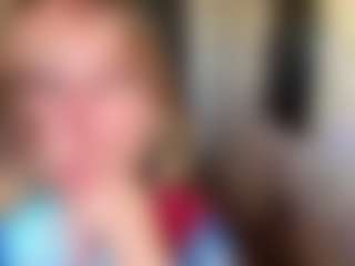 IdaOrban's Live Sex Cam Show