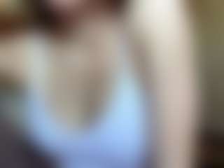 IdaOrban's Live Sex Cam Show