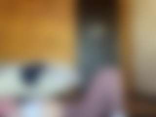 IdaOrban's Live Sex Cam Show