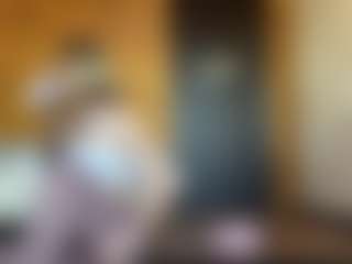 IdaOrban's Live Sex Cam Show