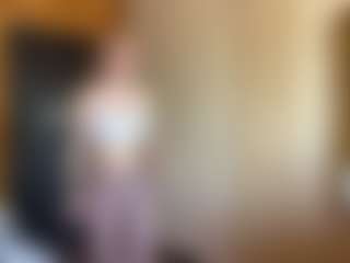 IdaOrban's Live Sex Cam Show