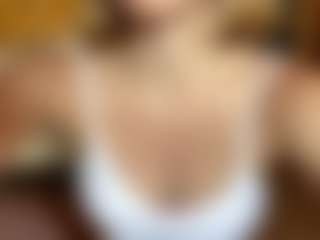IdaOrban's Live Sex Cam Show
