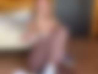 IdaOrban's Live Sex Cam Show