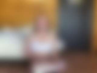 IdaOrban's Live Sex Cam Show