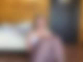 IdaOrban's Live Sex Cam Show
